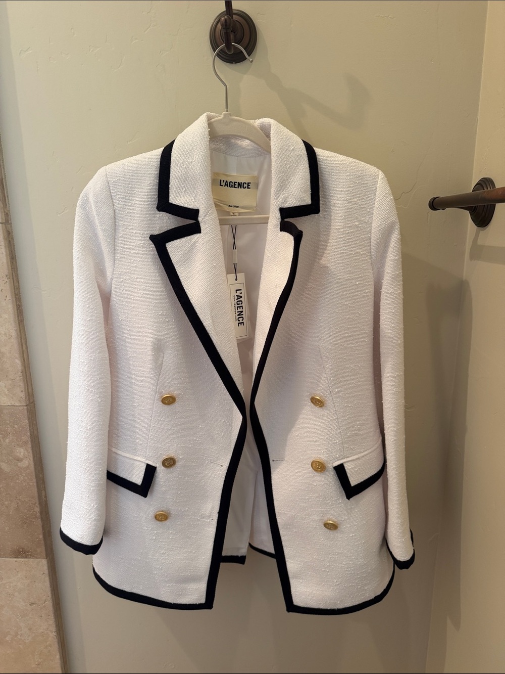 L'AGENCE White Tweed Blazer with Black Trim size 2 ! New !